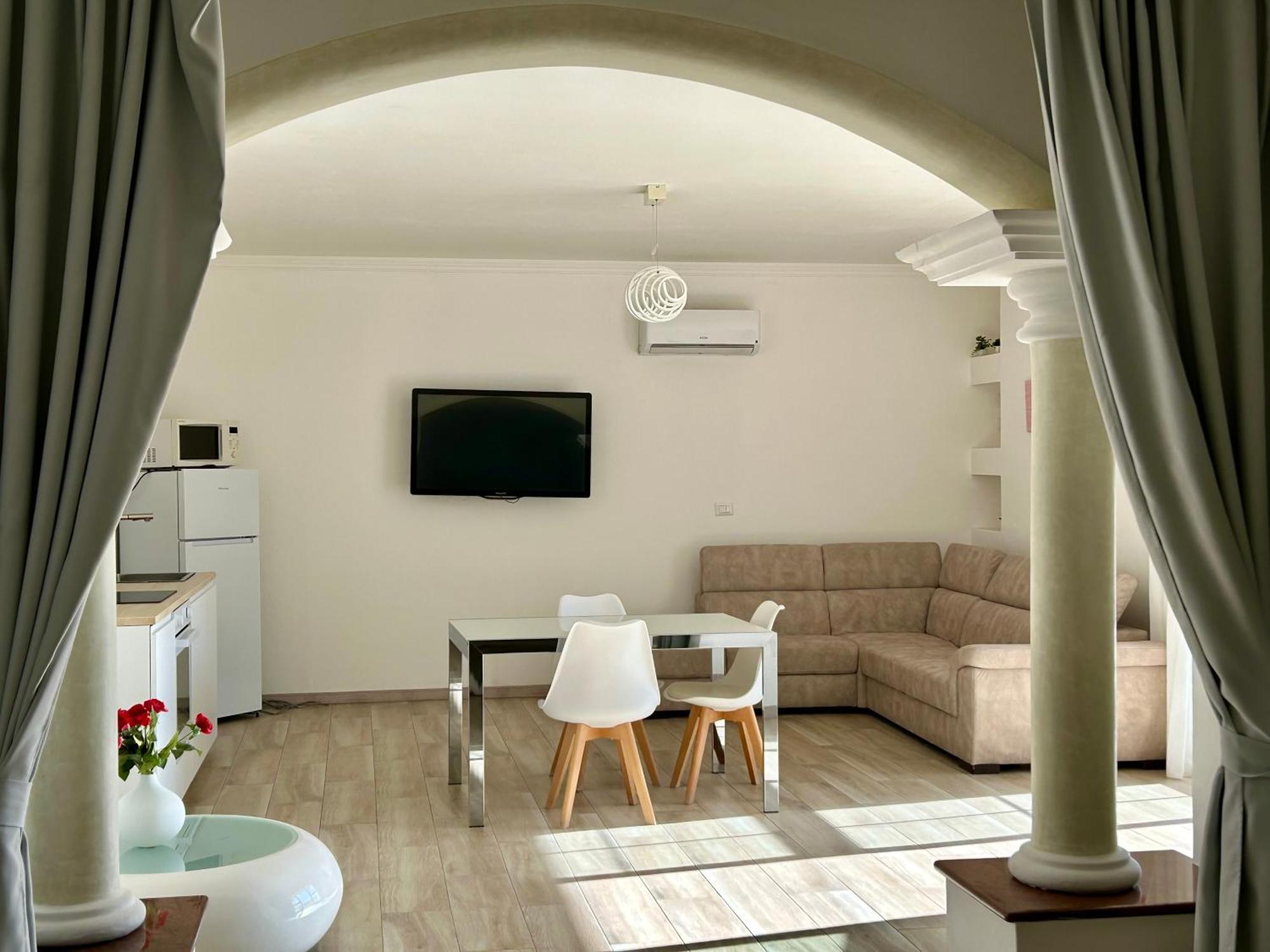 Guest House - La Bella Vita Orosei Exterior photo